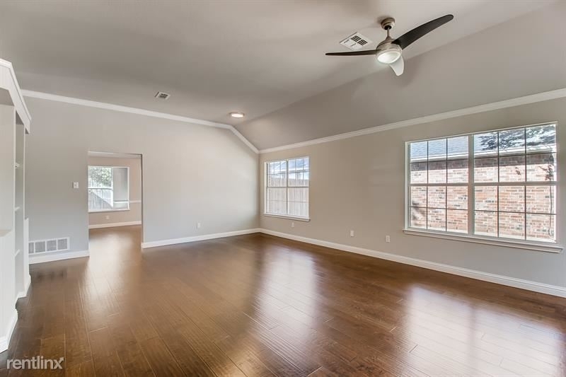 11313 Newport Drive Unit - Photo 1