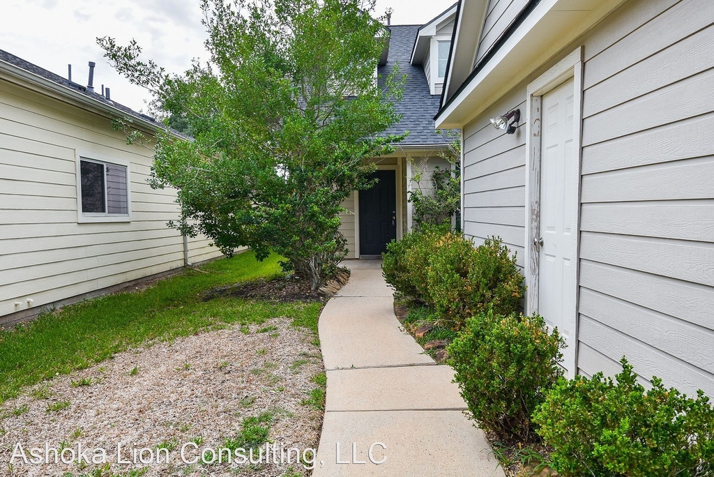 5711 River Peak - Photo 4