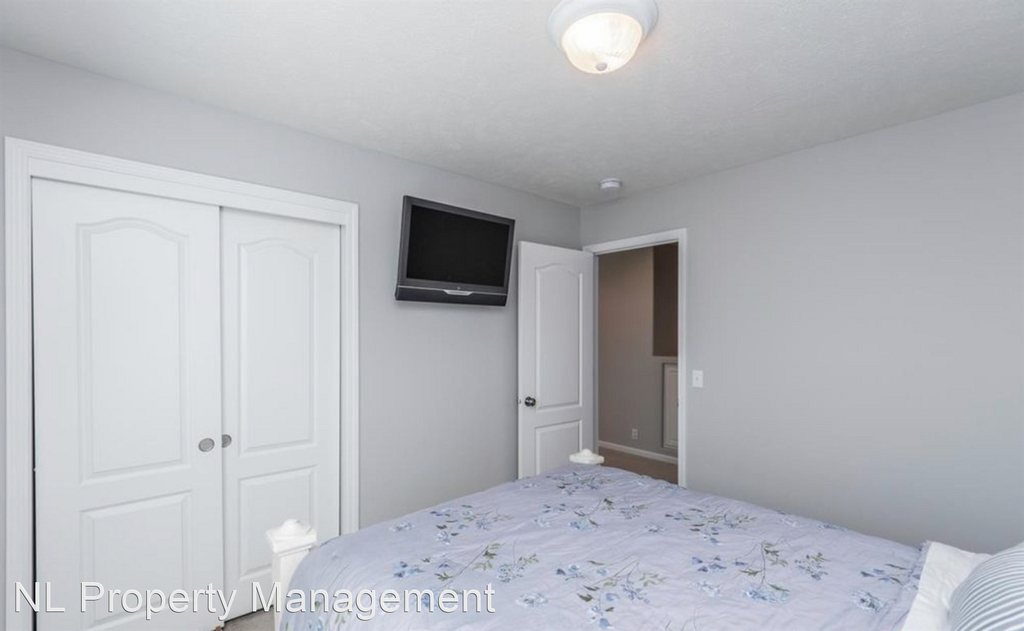 18224 Harney Street - Photo 17