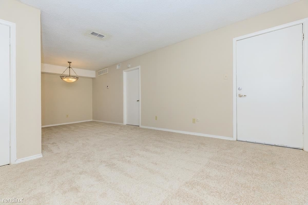 1301 Park Place Blvd - Photo 26