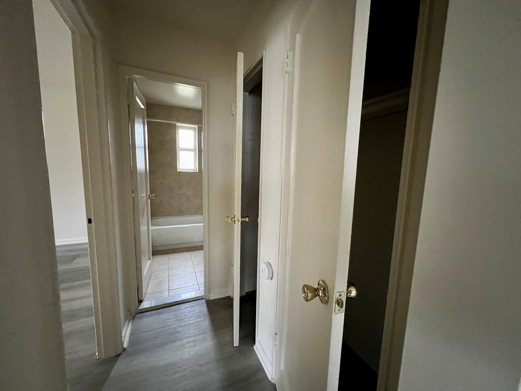 468 Howard Avenue - Photo 5