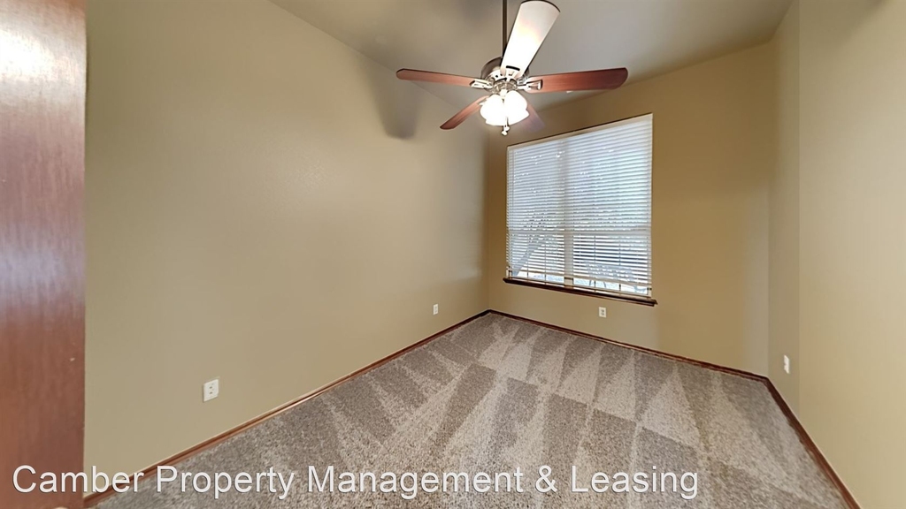 2212 Sw 141st Place - Photo 12