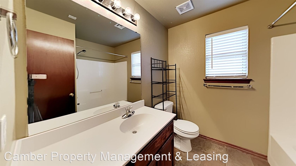 2212 Sw 141st Place - Photo 13