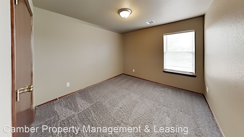 2212 Sw 141st Place - Photo 15