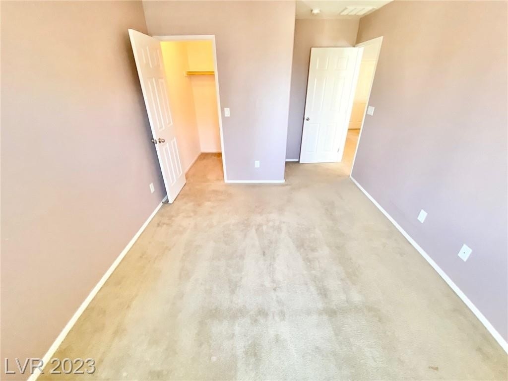 10758 Wrigley Field Avenue - Photo 12