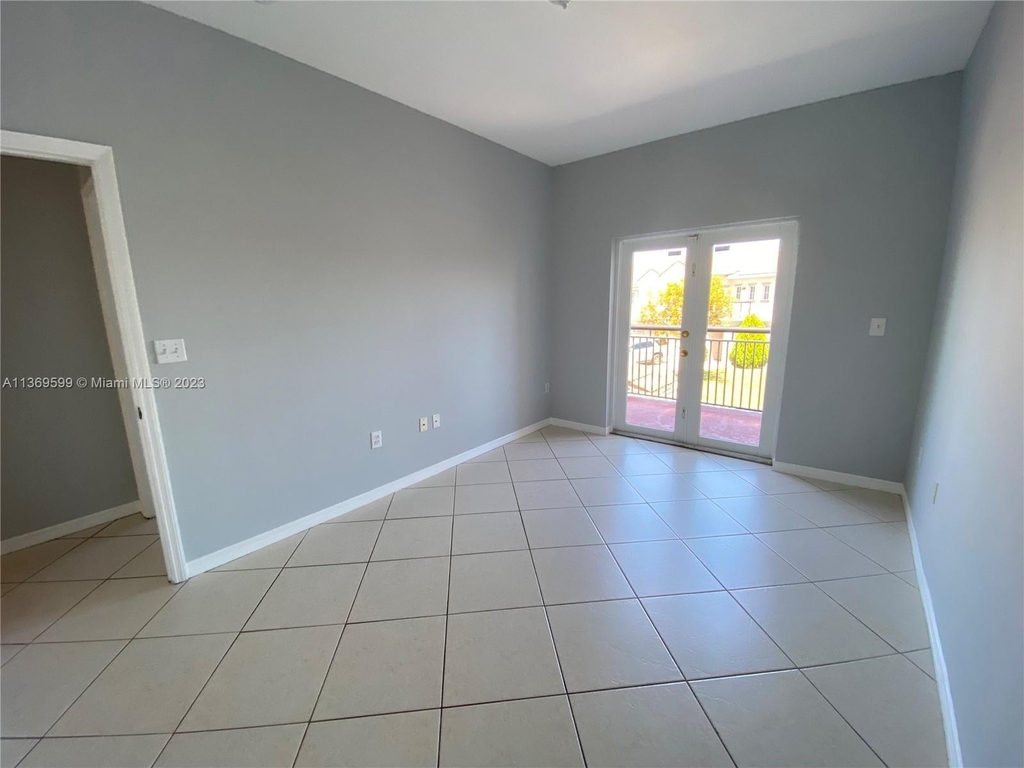 8391 Sw 124th Ave - Photo 12