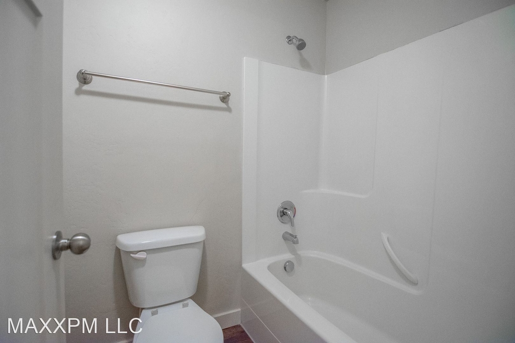 255 North Mills Rd, - Photo 12