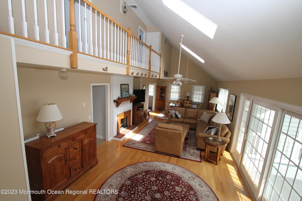 1027 Barnegat Lane - Photo 4