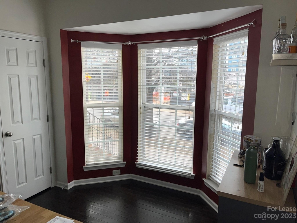 234 W Bland Street - Photo 2