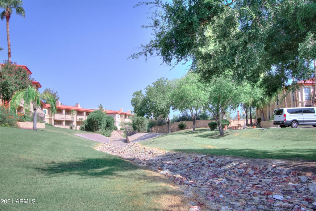 10410 N Cave Creek Road - Photo 26