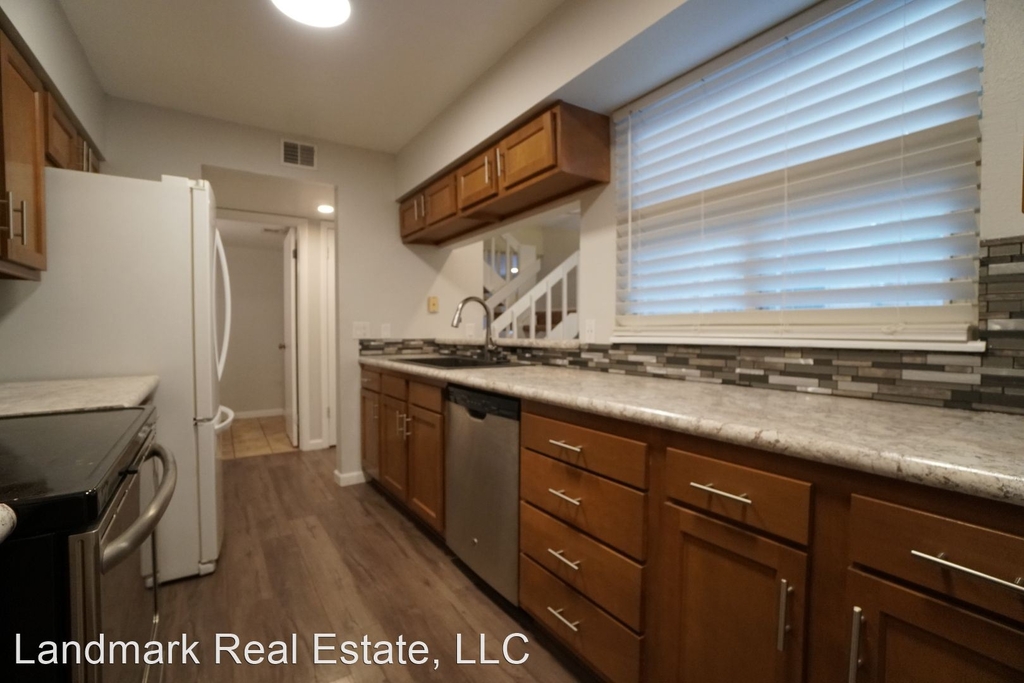 3330 Templeton Gap Road Unit 9 - Photo 17