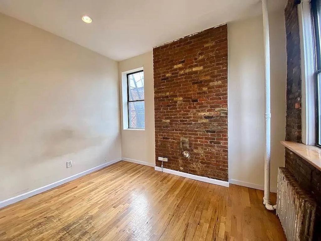 254 East 3rd Street - Photo 2