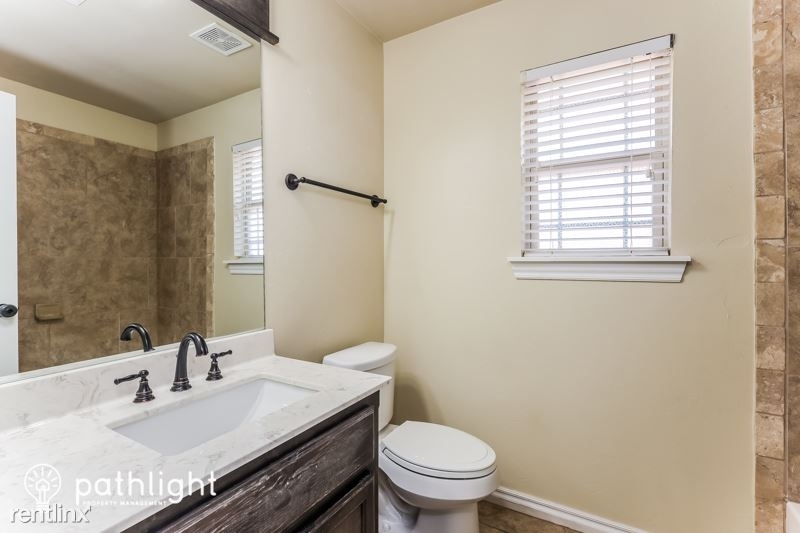 12024 Nw 139th St Unit - Photo 14