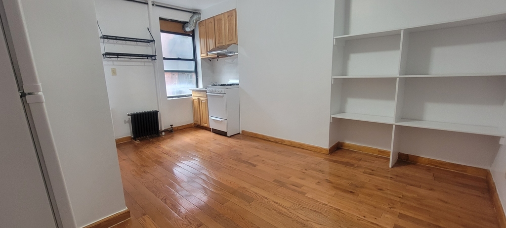 169 Hester Street - Photo 10