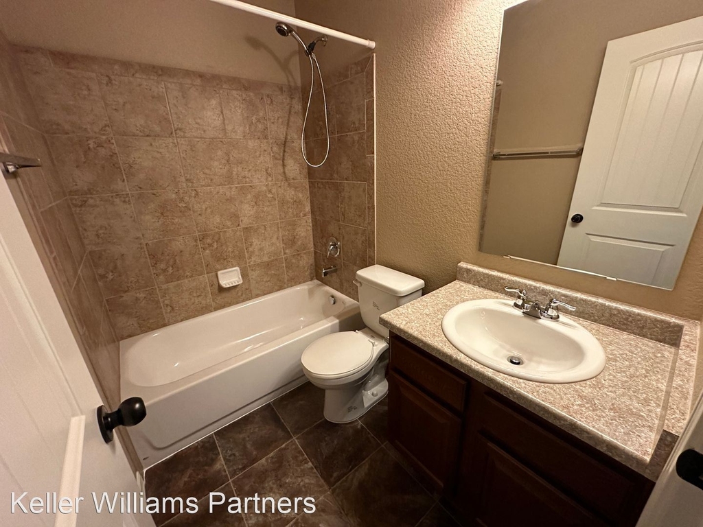 6485 Kilkenny Court - Photo 18