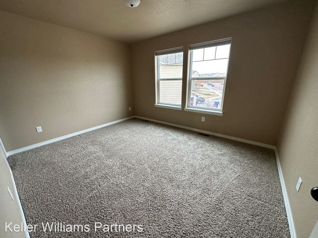 6485 Kilkenny Court - Photo 10