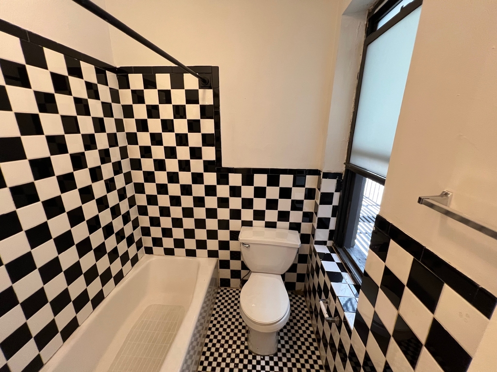 161 Rivington Street - Photo 8