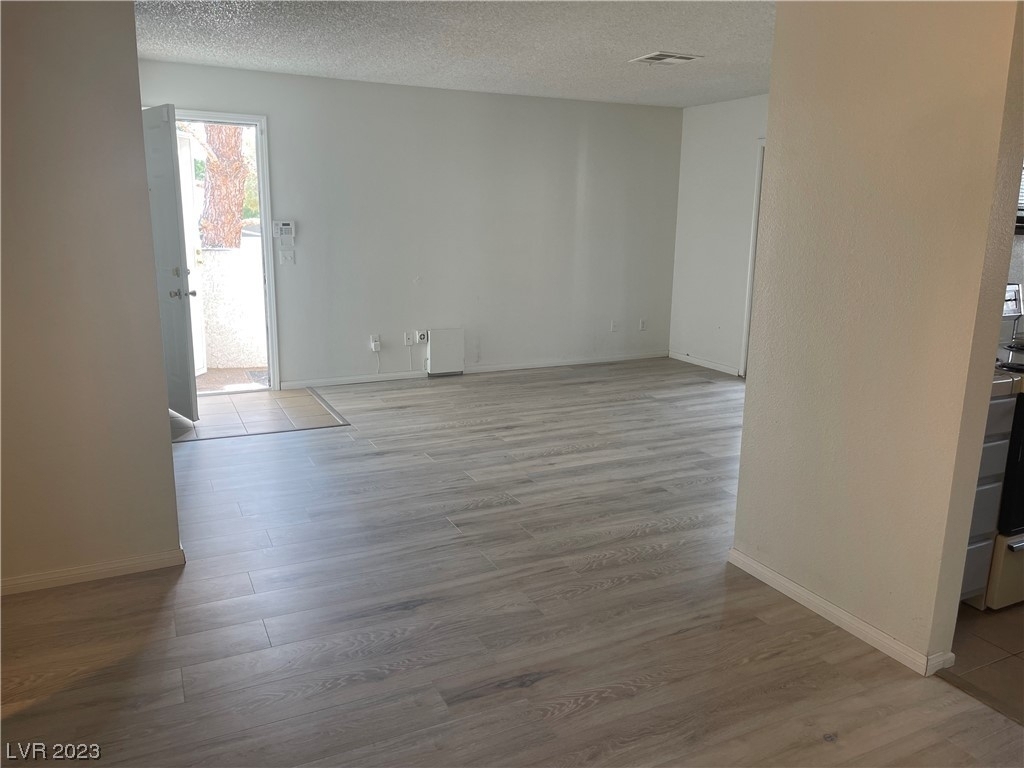 101 Luna Way - Photo 2