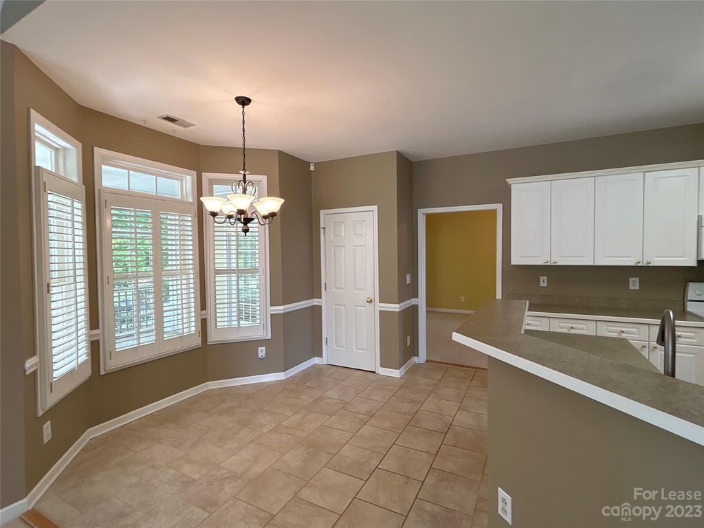 15026 Castlebridge Lane - Photo 9