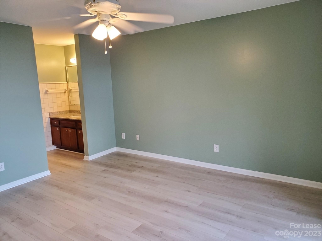 20367 Harborgate Court - Photo 32