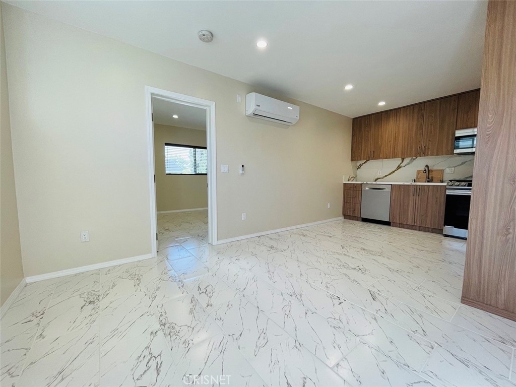 20625 Tuba Street - Photo 5