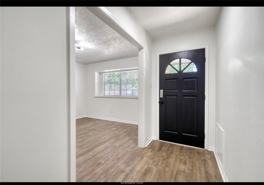 1810 Hondo Drive - Photo 6