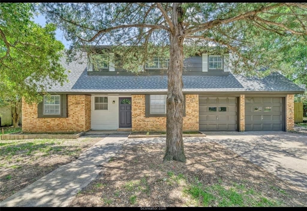 1810 Hondo Drive - Photo 1