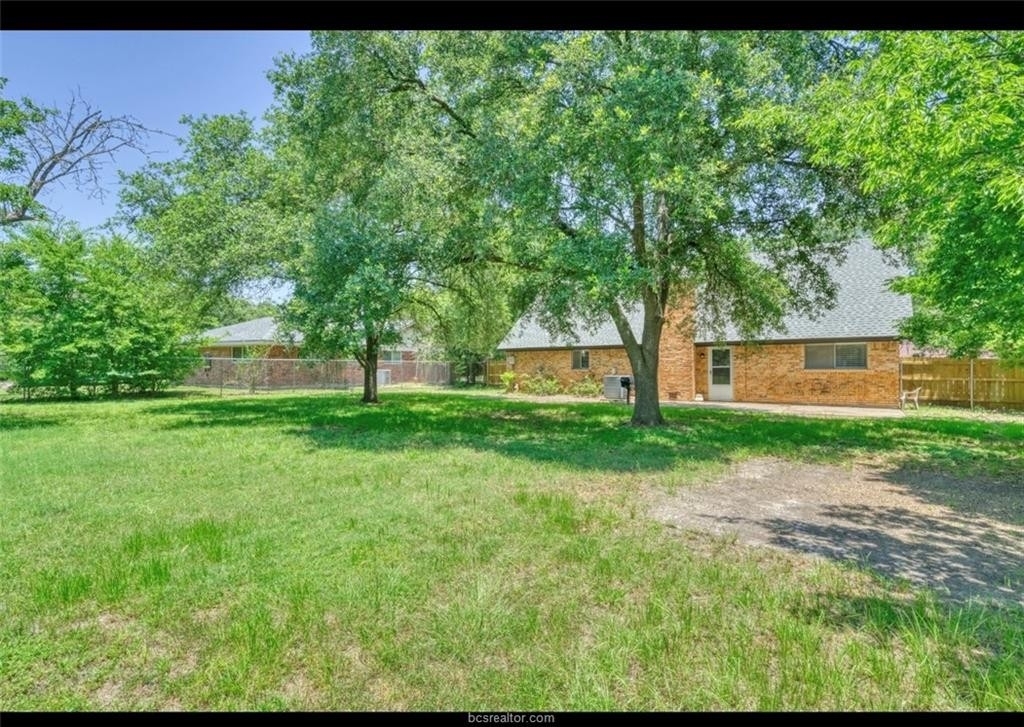 1810 Hondo Drive - Photo 28