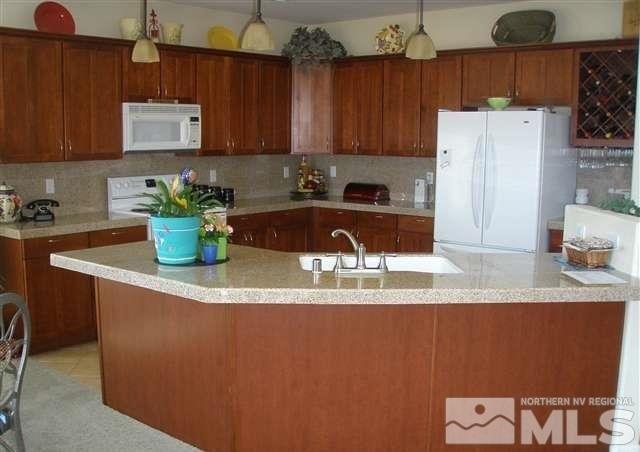 3200 Cityview Terrace - Photo 2