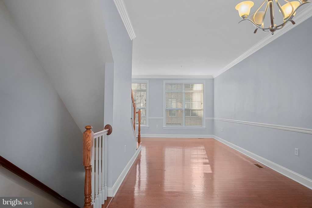 428 N Thomas Street - Photo 2