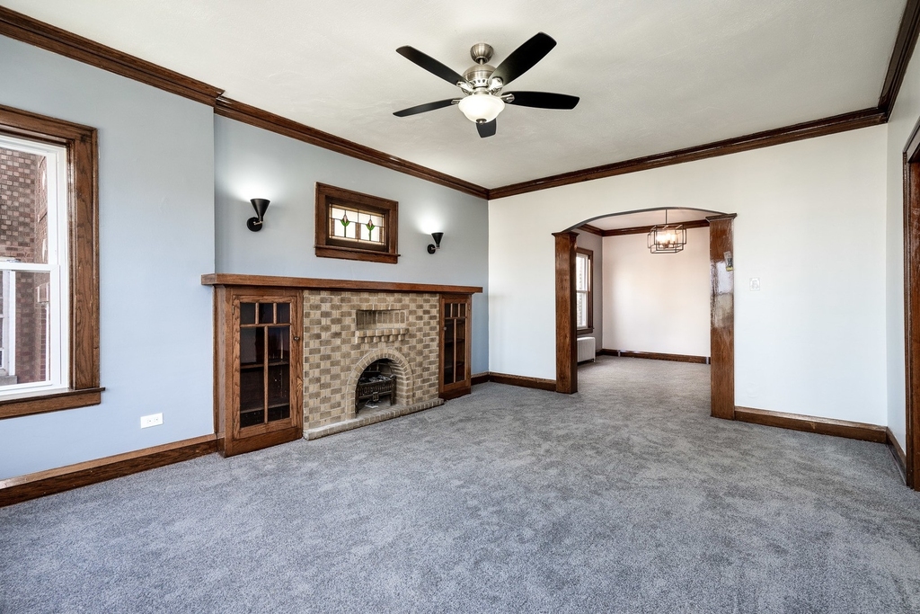 5225 W Melrose Street - Photo 5