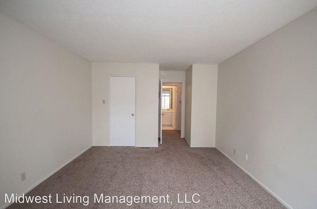 1232 W 73rd Street - Photo 0