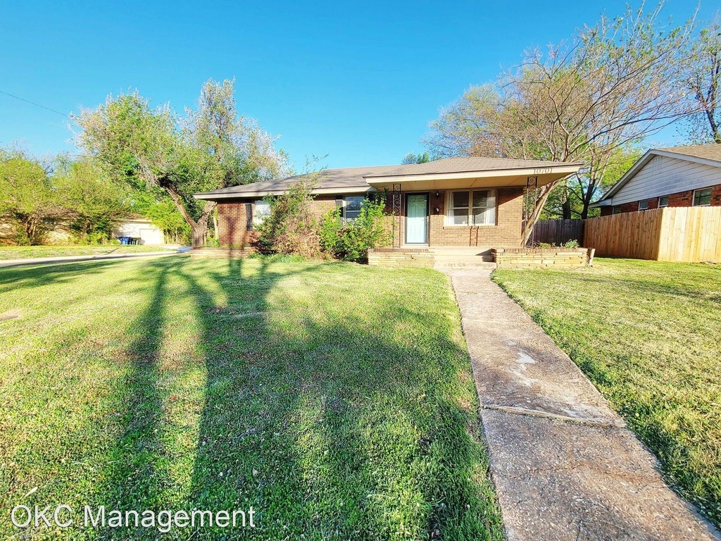 10701 Whitehaven Rd - Photo 0