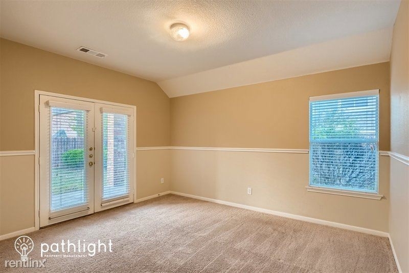 4203 Wildbriar Lane Unit - Photo 13