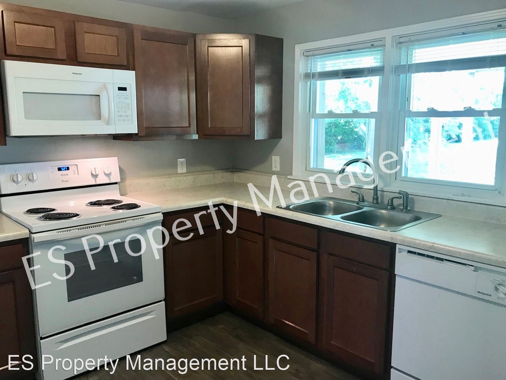 5071 Camden St. - Photo 10