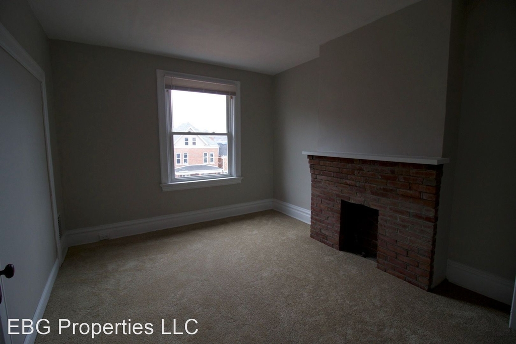 5444 Black St - Photo 14