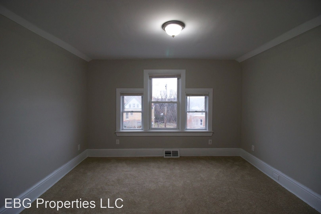 5444 Black St - Photo 64