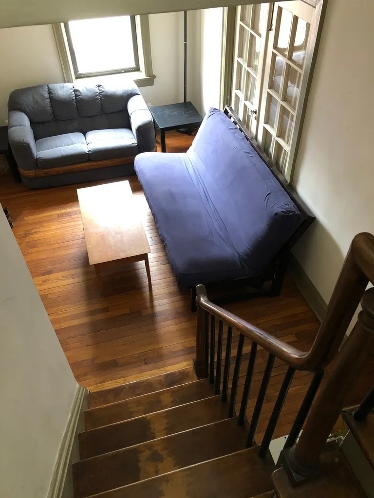 352 East 50th Street - Photo 4