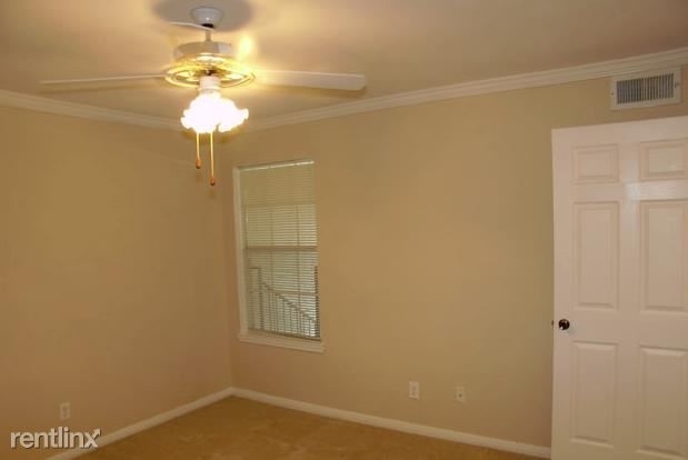 2525 Barry Rose Rd - Photo 4