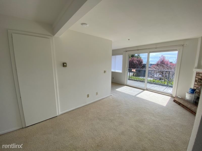 140 Stanford Way - Photo 2