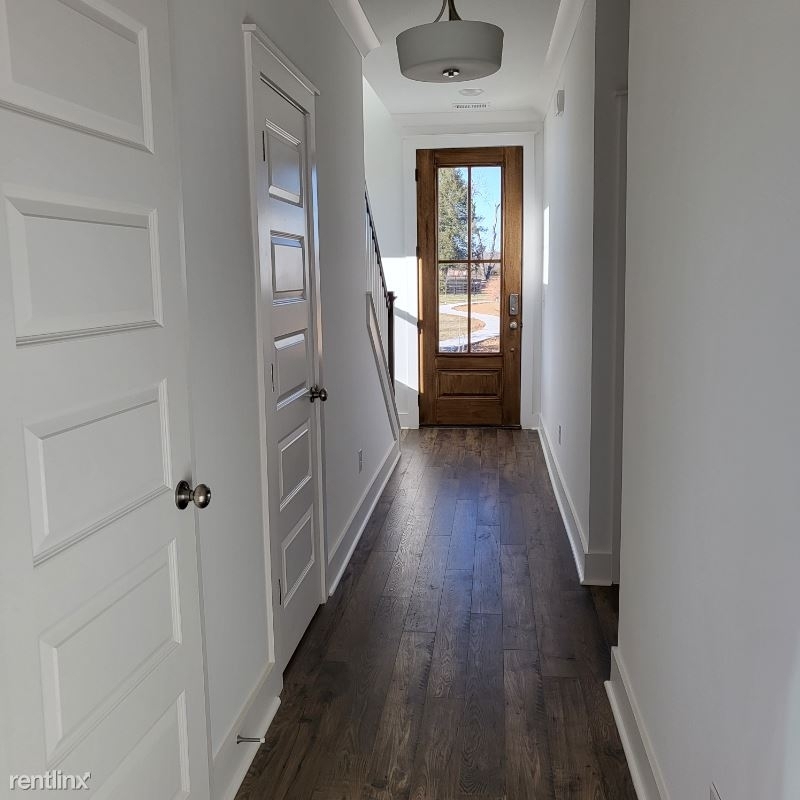 201 Southmen Lane - Photo 6