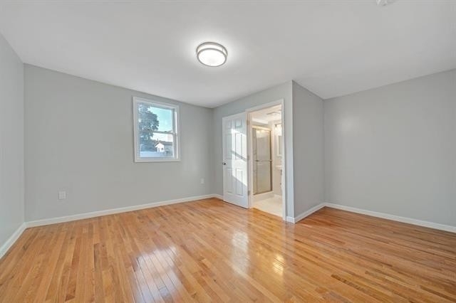 127 Hobart Ave - Photo 3