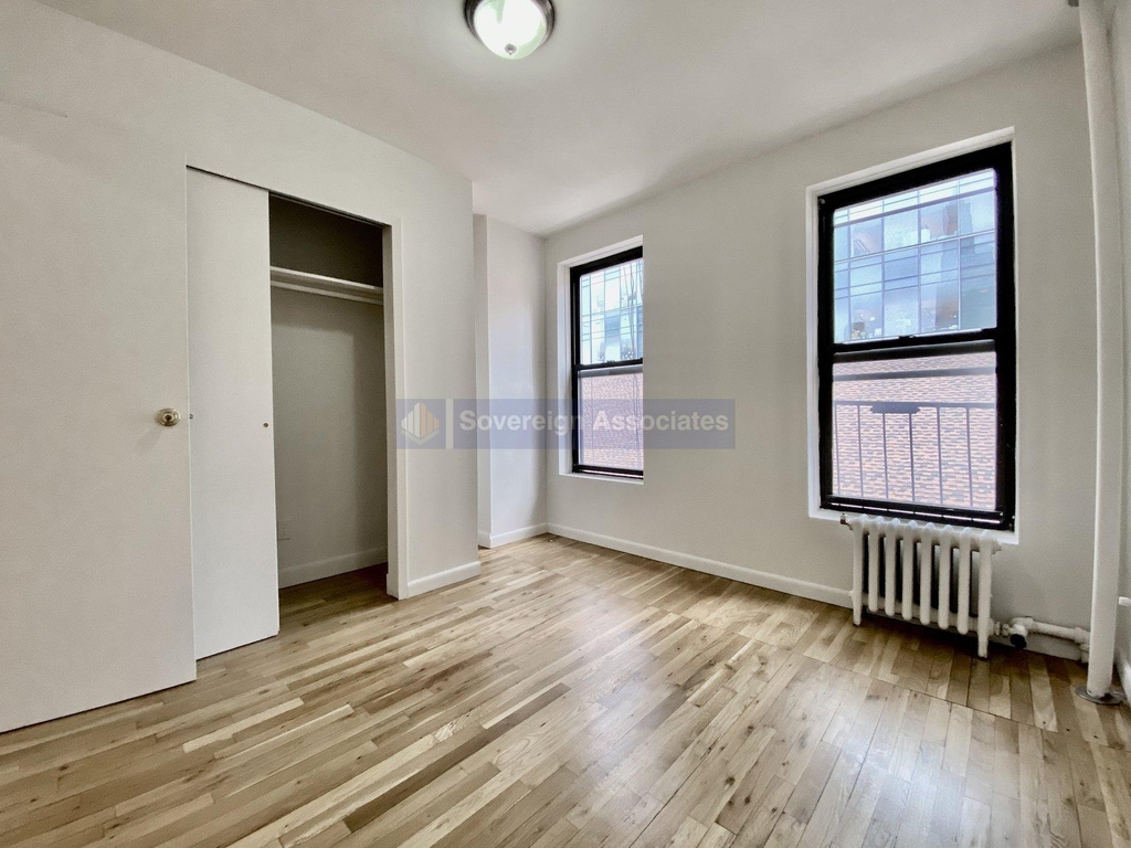 1270 First Avenue - Photo 8