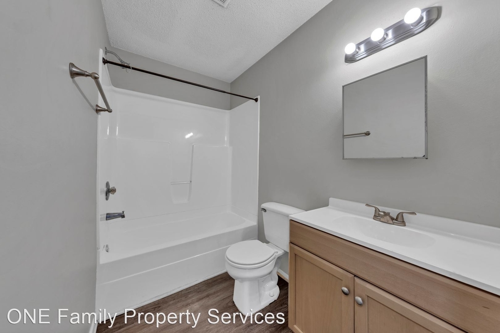 29 Cape Drive Nw, Unit B - Photo 14