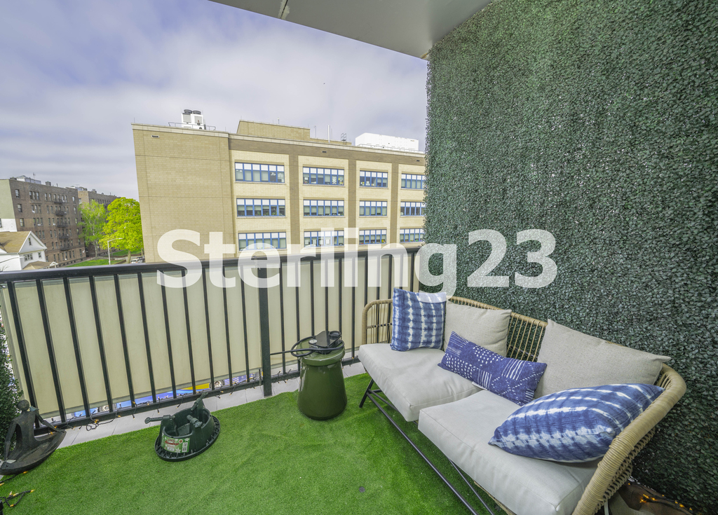 45 Hinckley Place - Photo 1