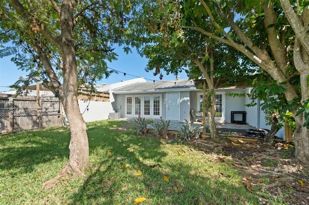 20836 Sw 103rd Pl - Photo 22