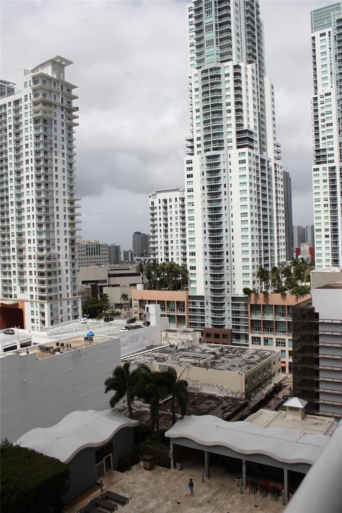 50 Biscayne Blvd - Photo 16