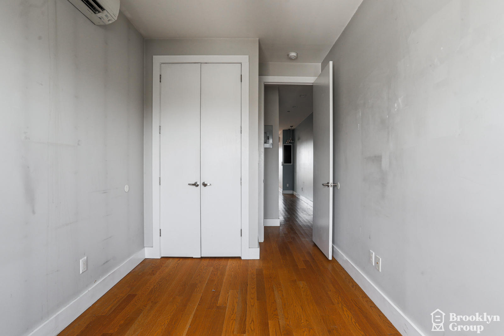 650 Marcy Avenue - Photo 6