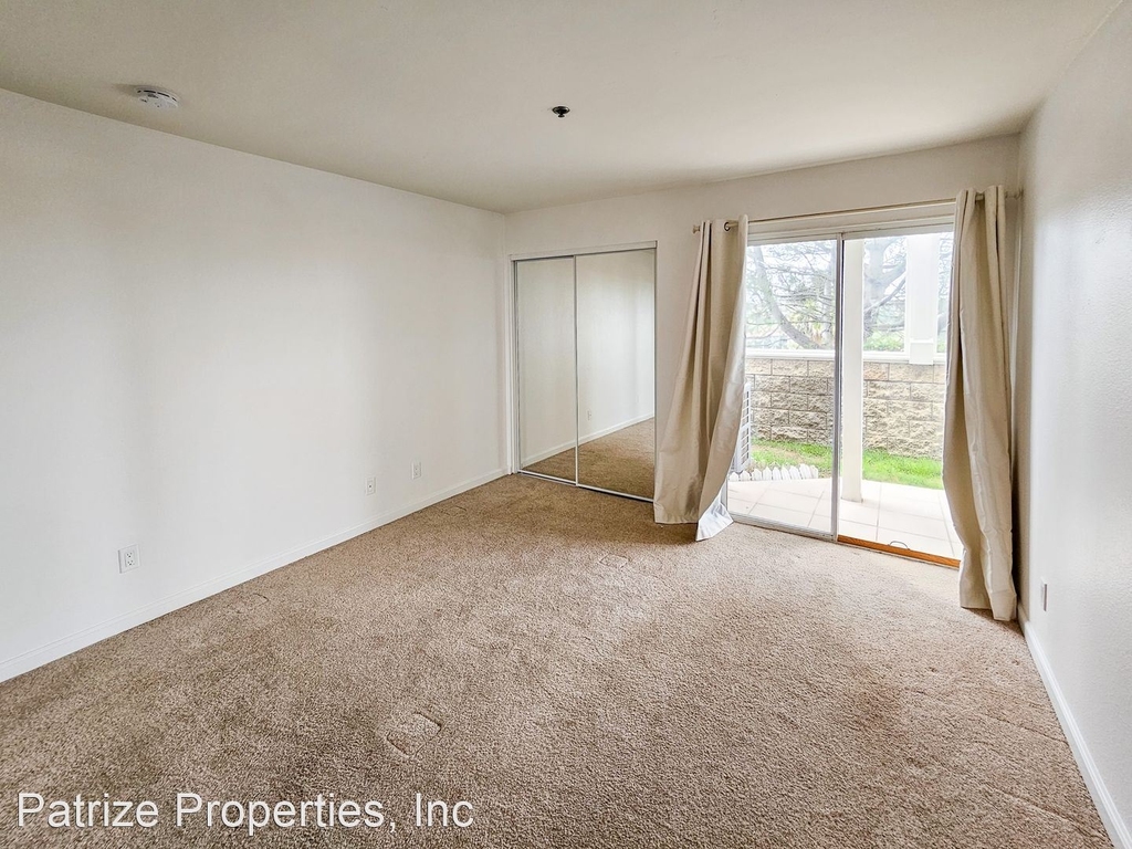 205 Mangano Circle - Photo 16