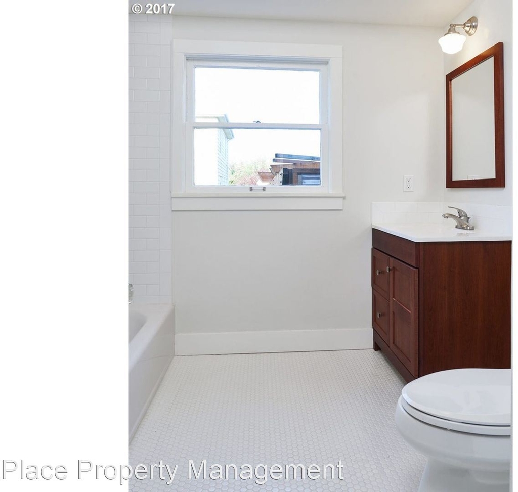 1223 Se 47th Avenue - Photo 18